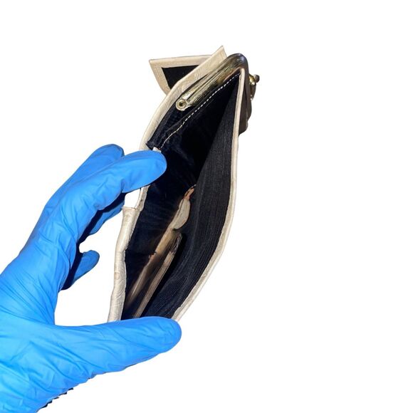True Vintage Ostrich Grain & Cowhide Wallet - Picture 10 of 13